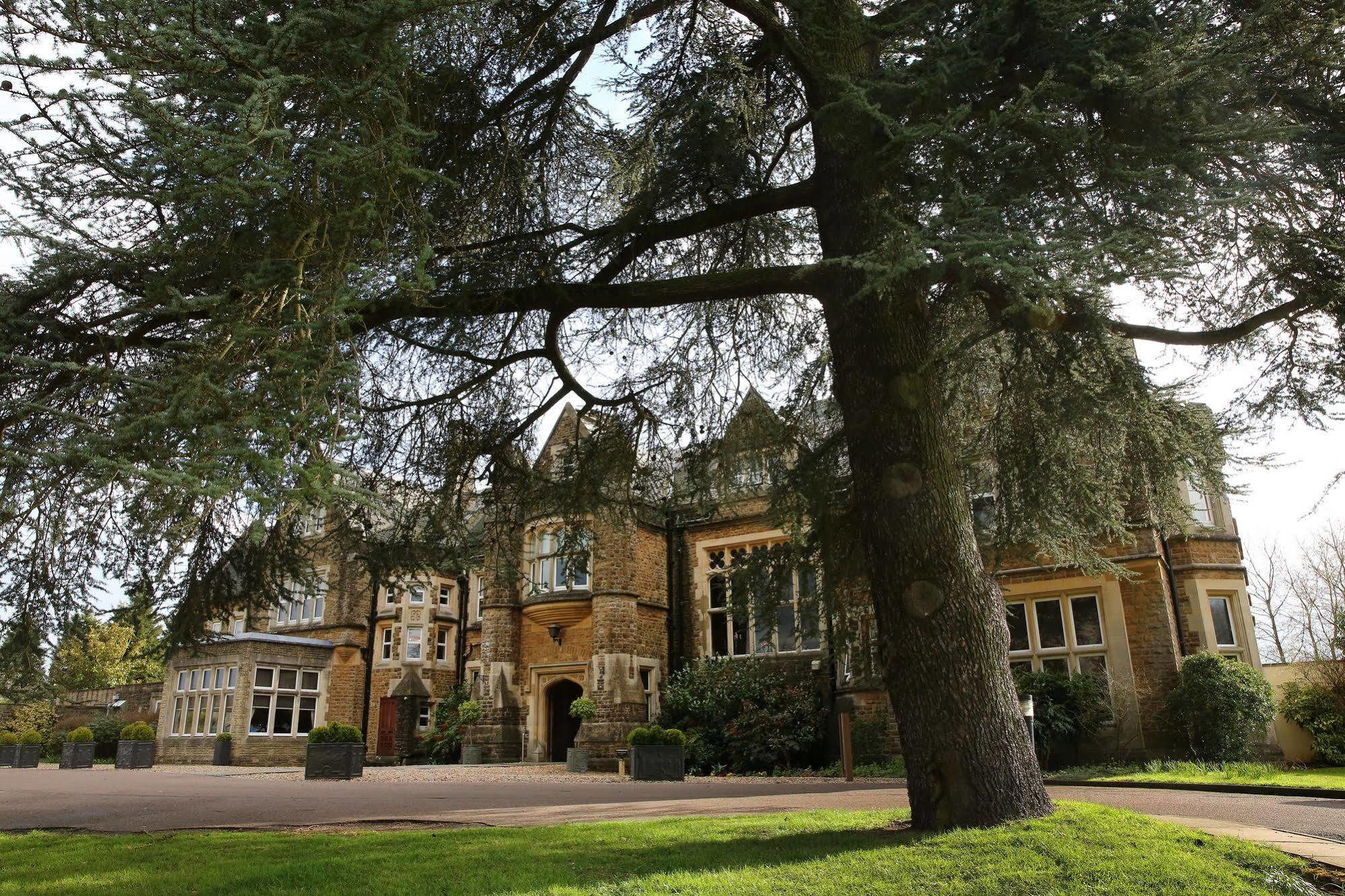 Hartsfield Manor Hotel Dorking Exterior foto