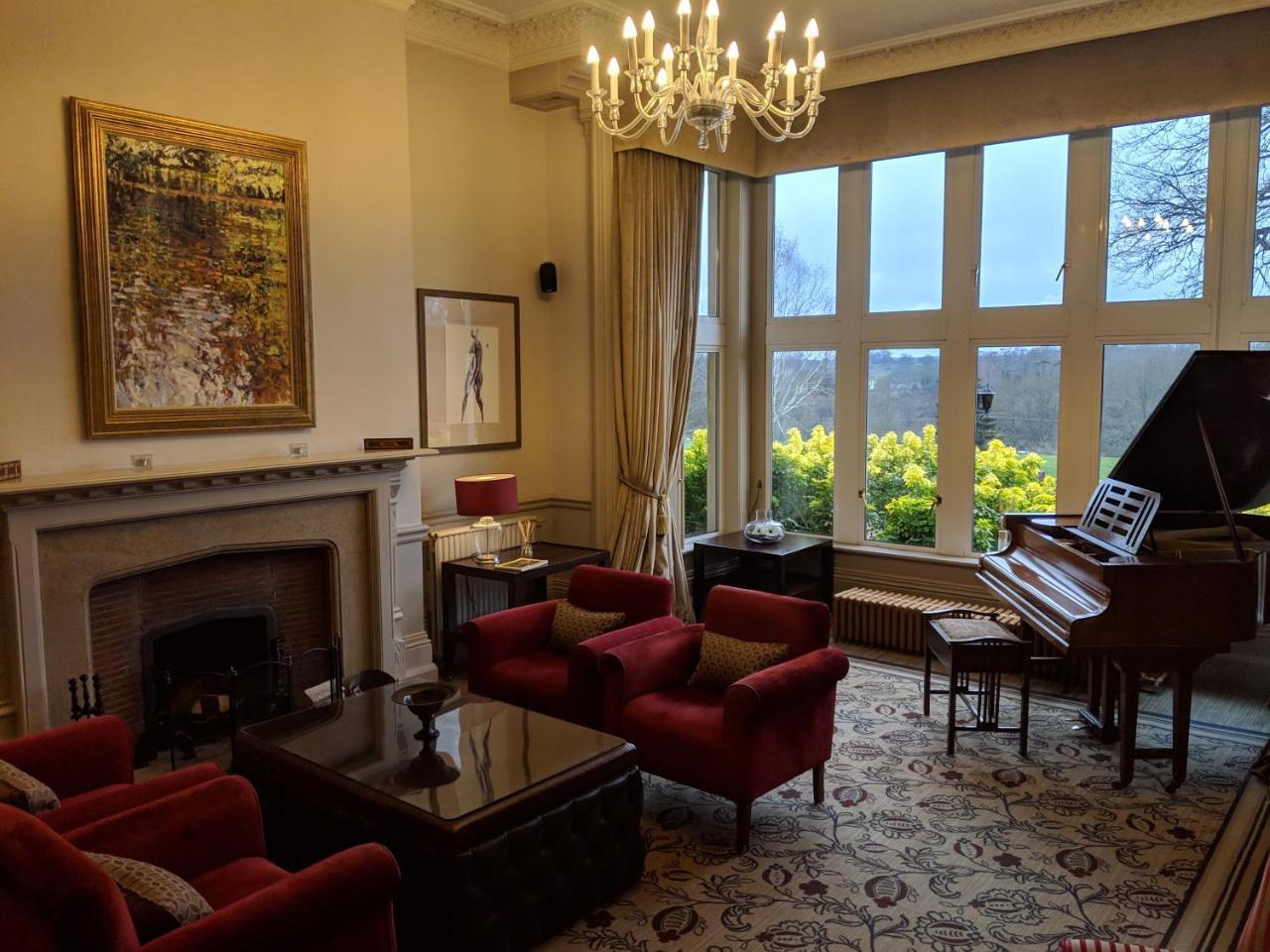 Hartsfield Manor Hotel Dorking Exterior foto